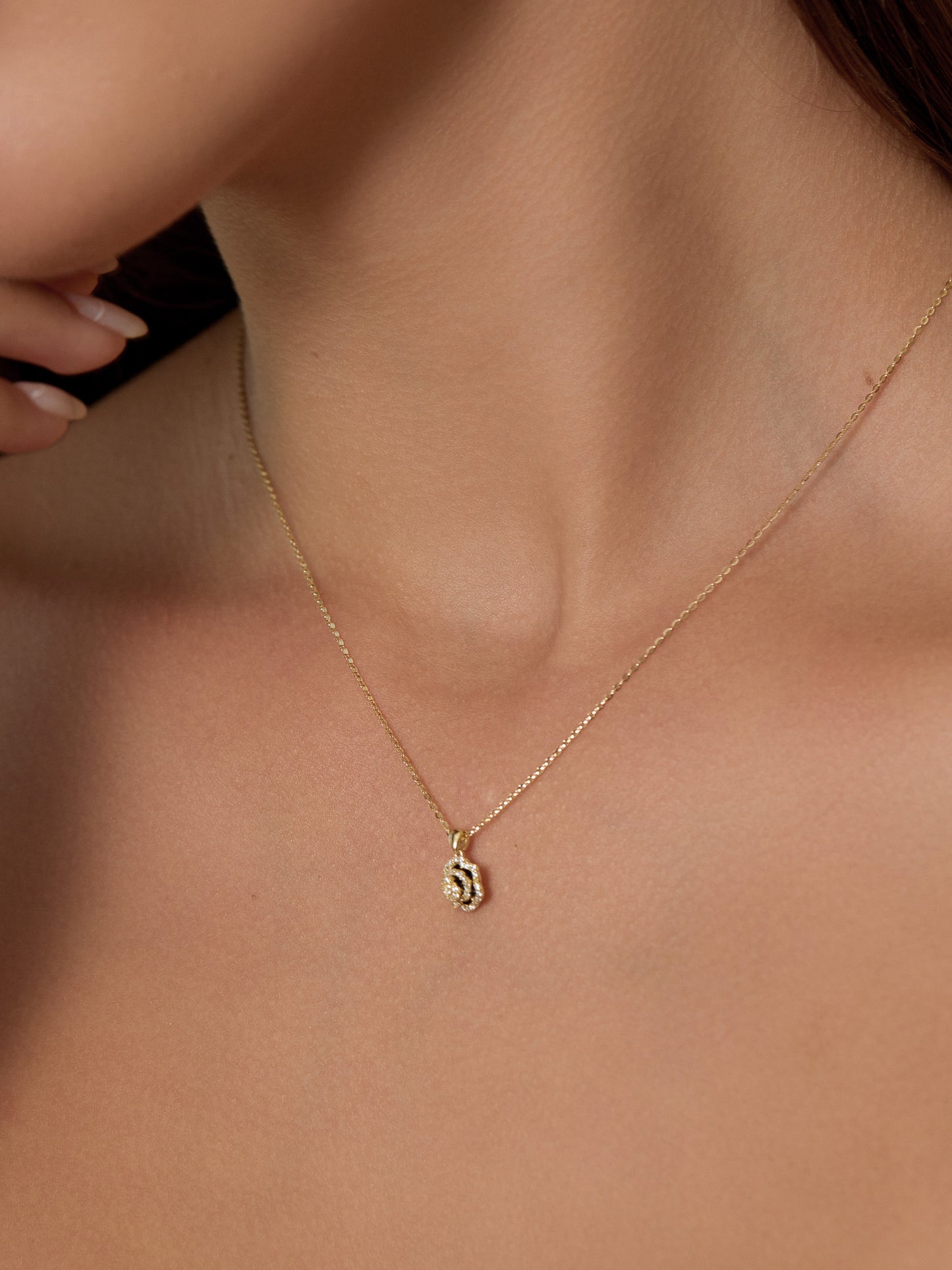 Dazzling Rose Dream Necklace