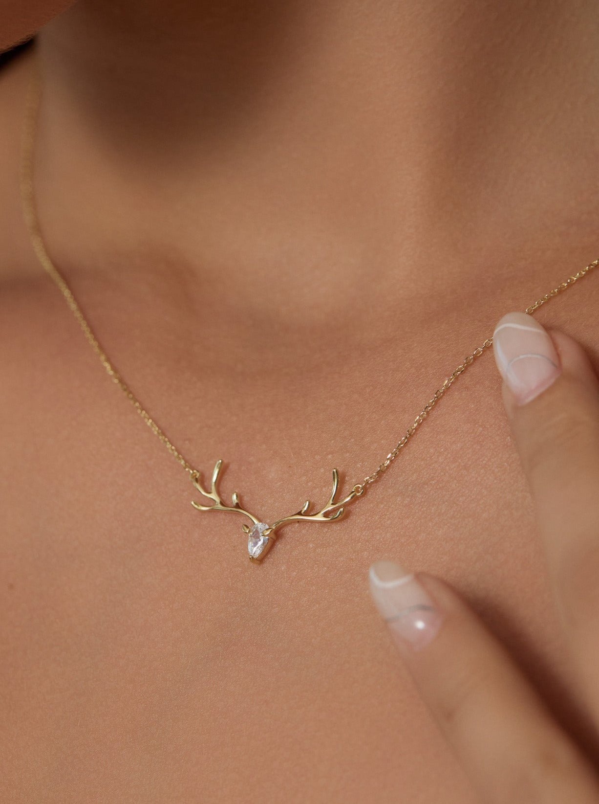 Antlers Necklace