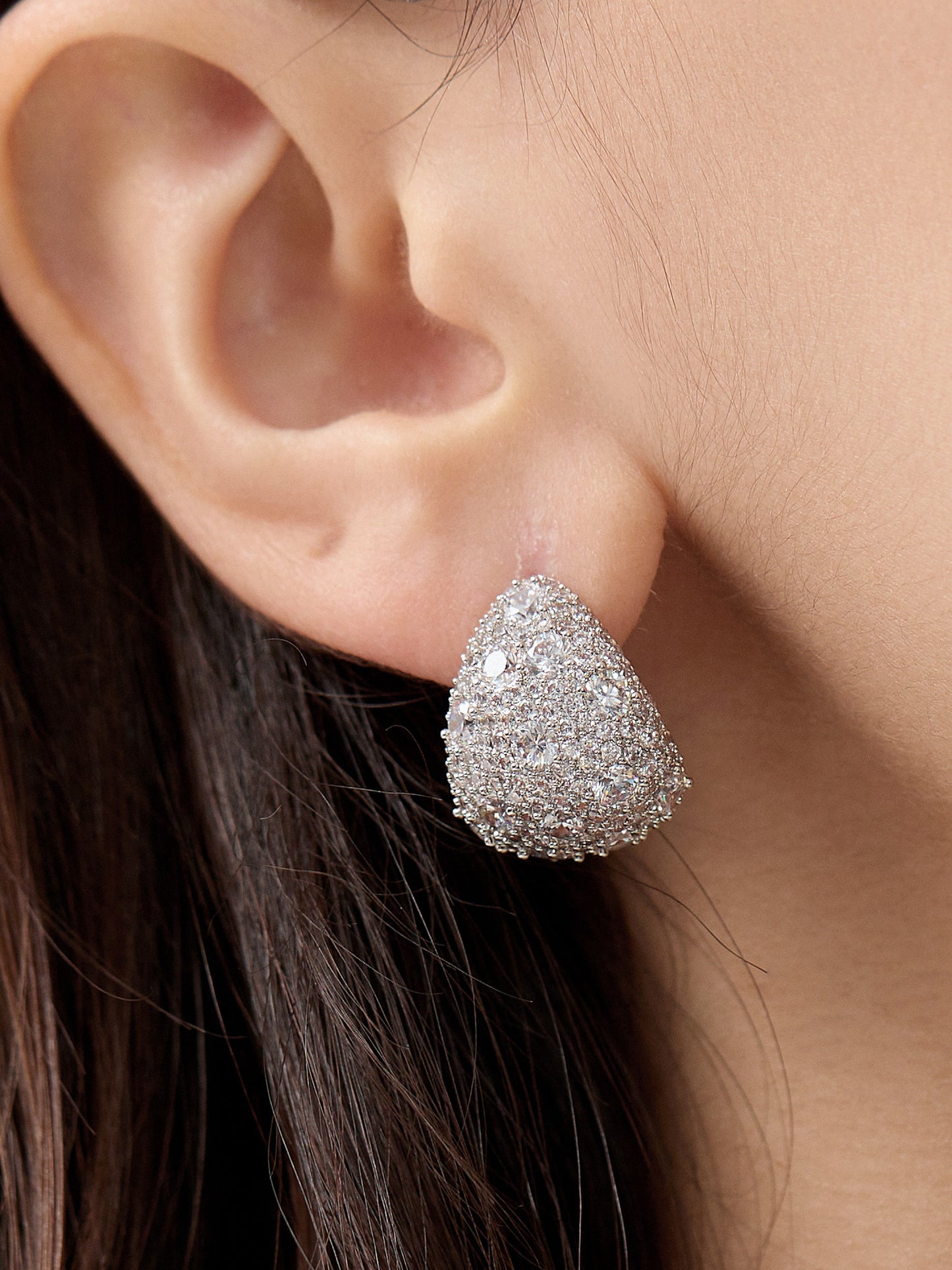 14K Gold Platted Crest Earring