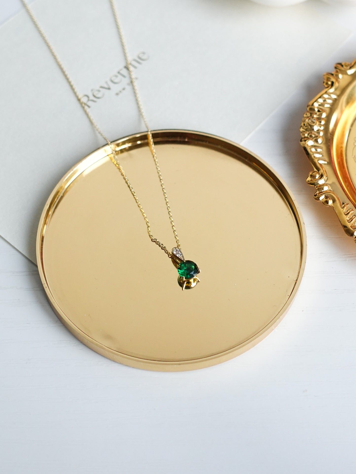 Witty Emerald Green Necklace