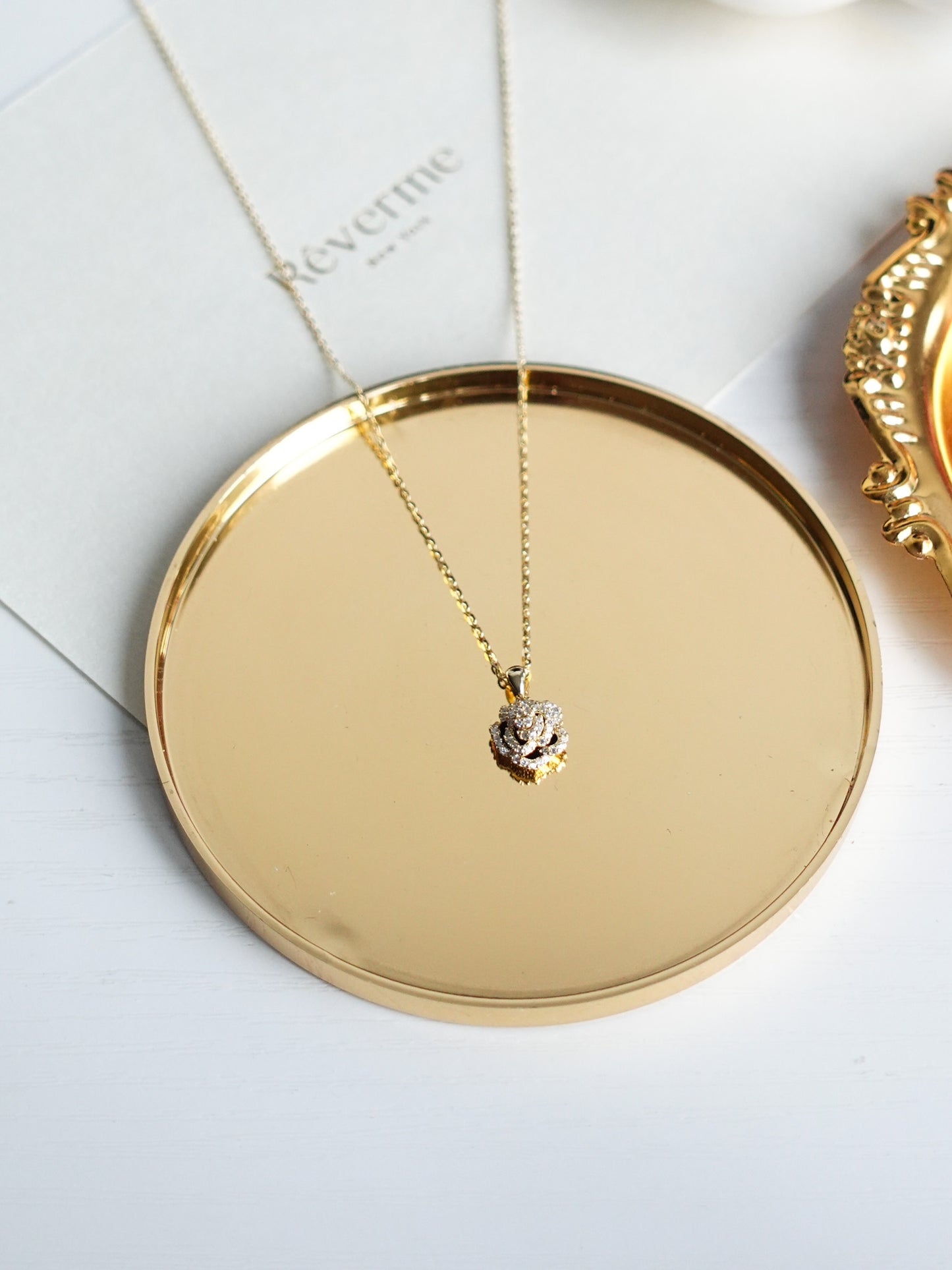 Dazzling Rose Dream Necklace