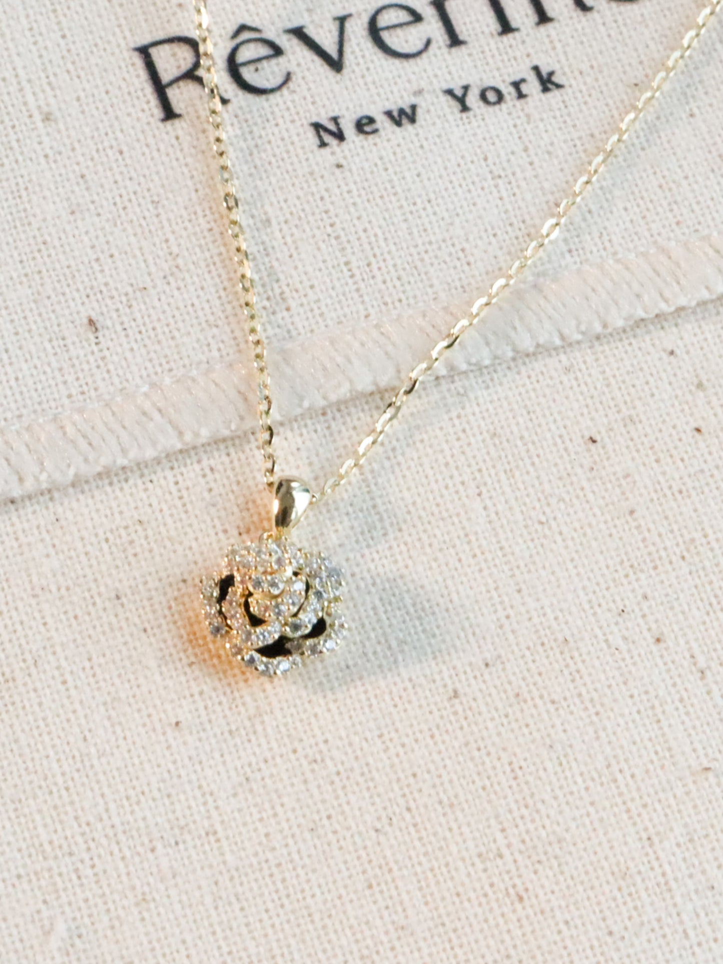 Dazzling Rose Dream Necklace