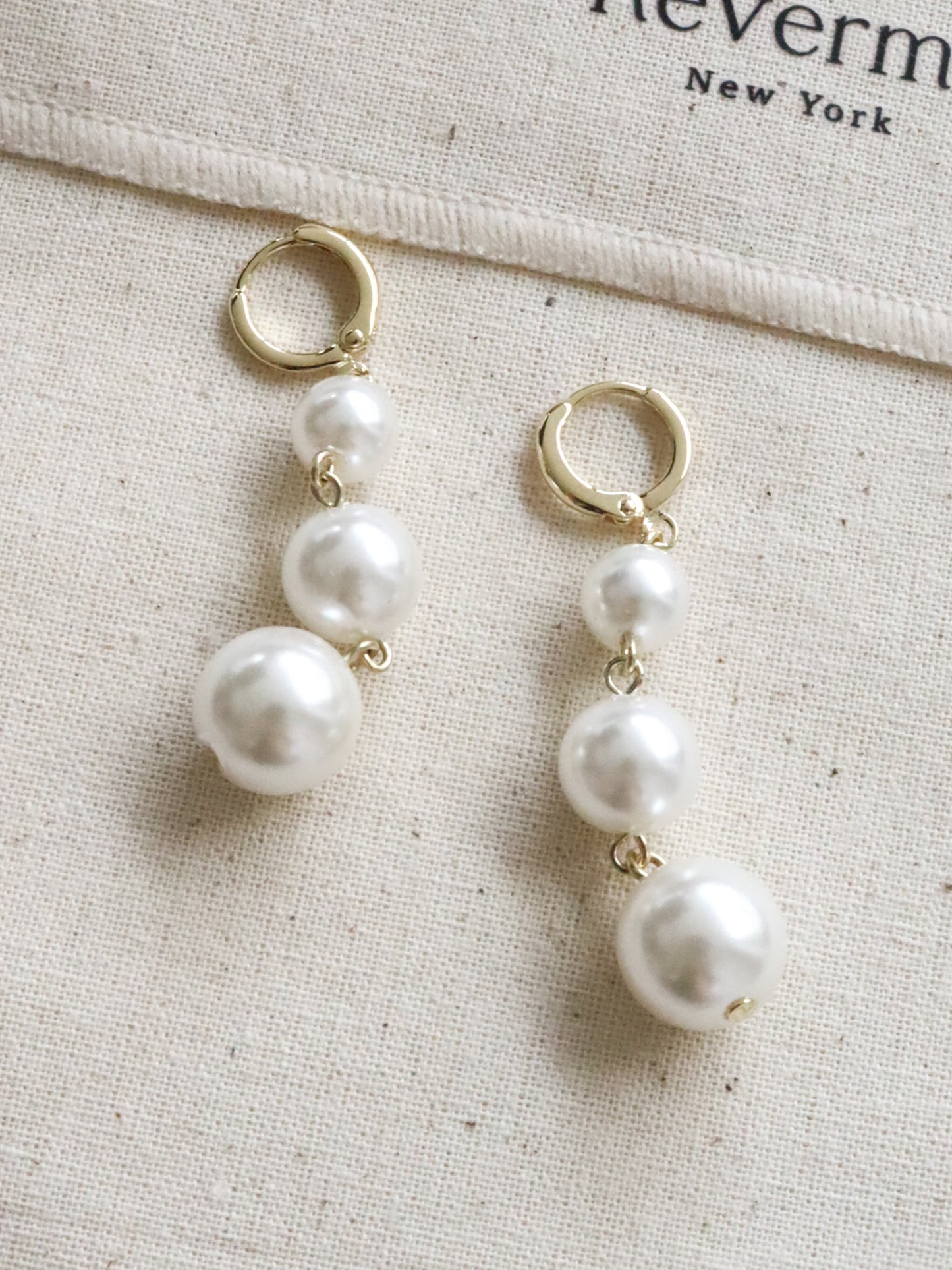 Brittany Pearl Earrings