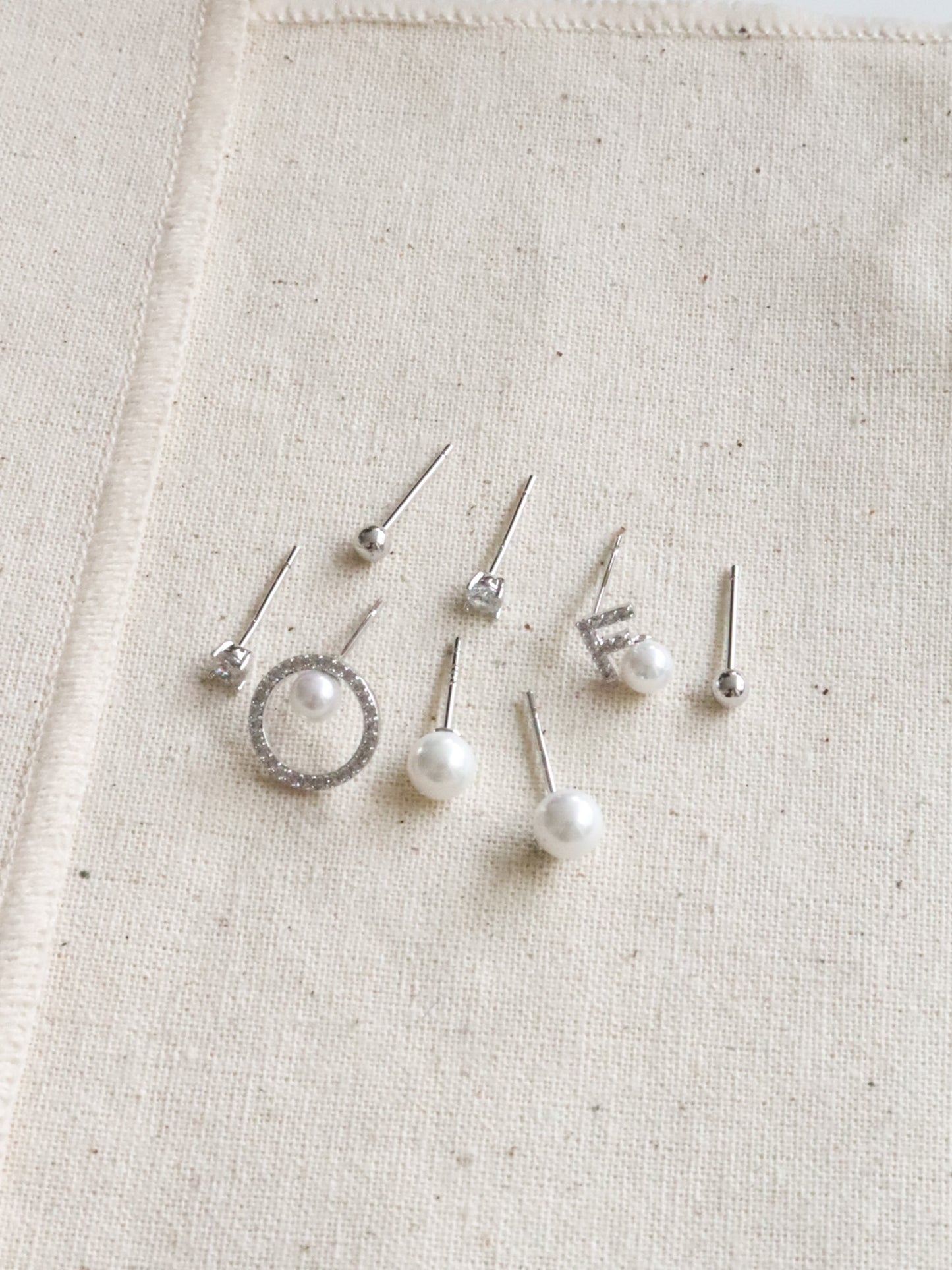 Lille Studs Set