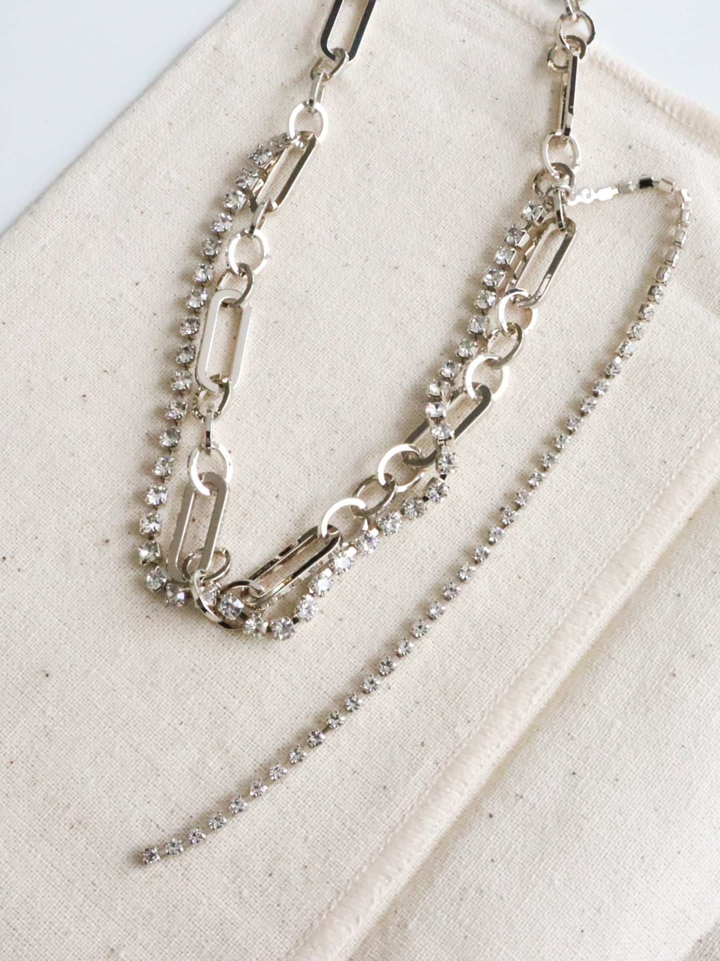 Parkling Spindle Necklace